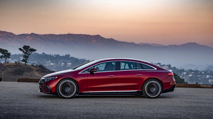 Mercedes-AMG EQS 2022 chốt giá từ 3,37 tỷ đồng