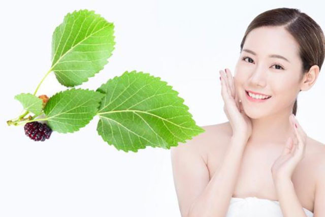 Làn da trắng bật tone với 4 nguyên liệu tắm trắng tự nhiên