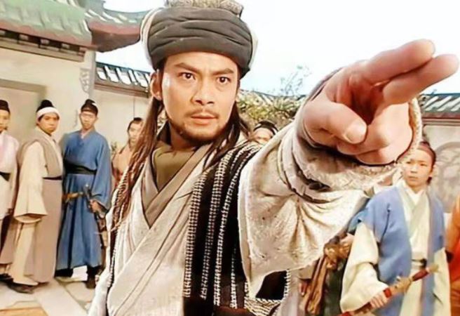 Tiêu Phong 1 chưởng đánh bị thương Vô Danh thần tăng, tại sao không thể giết được con hổ?