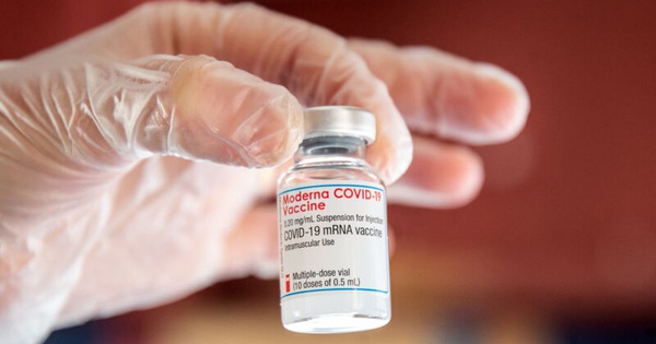 Quảng Ninh sẽ là địa phương đầu tiên tiêm vaccine Moderna cho trẻ lớp 6