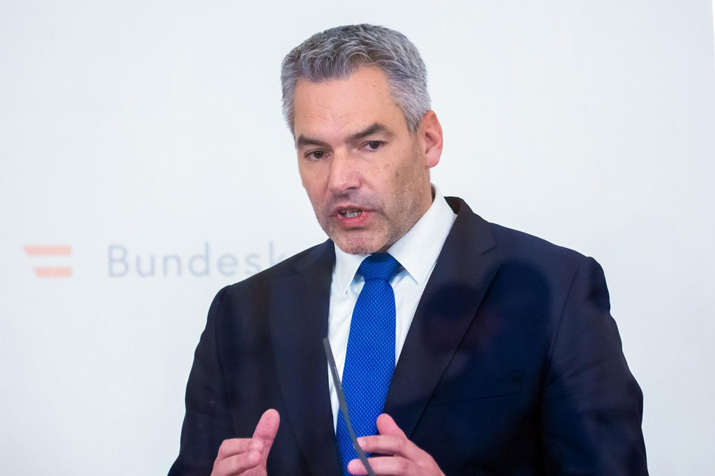 Thủ tướng Áo bị trách móc vì không nói đến khí đốt khi đàm phán với Putin