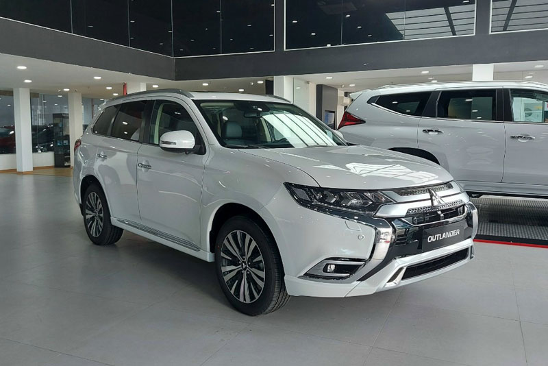 Bảng giá xe Mitsubishi tháng 4/2022: Ưu đãi hấp dẫn