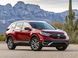 Honda CR-V bỏ xa Mazda CX-5 về doanh số
