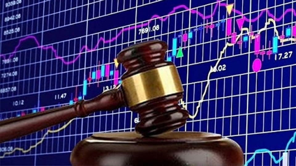 Hơn 50 tổ chức, cá nhân vi phạm trên thị trường chứng khoán bị xử phạt gần 7 tỷ đồng