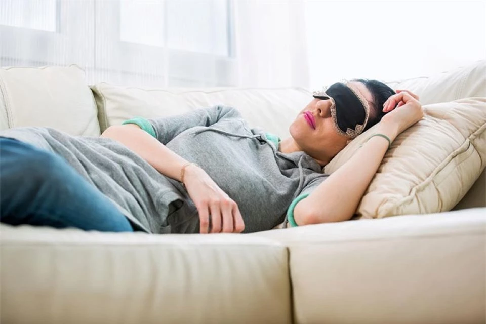 4 điều cấm kỵ đối với giấc ngủ trưa không hề tốt cho sức khỏe