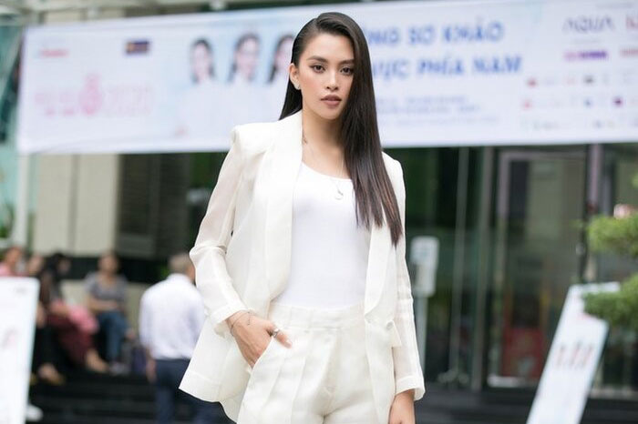 Học Tăng Thanh Hà, Tiểu Vy diện áo vest đẹp quên sầu, thần thái chất ngất