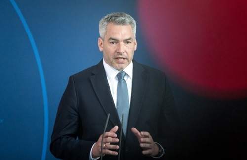 Vì sao một số nước châu Âu chống lại lệnh trừng phạt khí đốt Nga?