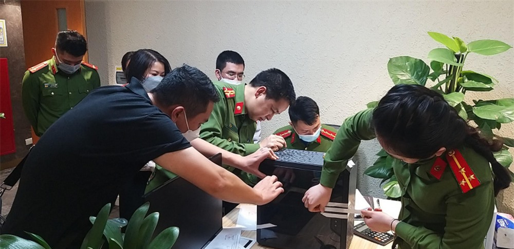 Bộ Công an đề nghị phong tỏa giao dịch tài sản của anh em tỷ phú Trịnh Văn Quyết - Ảnh 1