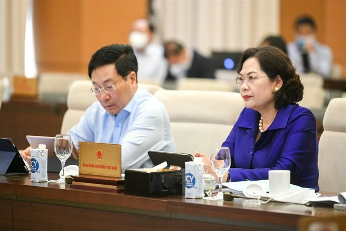 Thống đốc Ngân hàng Nhà nước Nguyễn Thị Hồng tại Phiên họp thứ 9 của Ủy ban Thường vụ Quốc hội