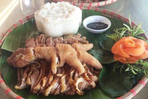 'Gà tiến vua' ở Hưng Yên ngon thế nào mà có giá lên đến vài triệu đồng/con?