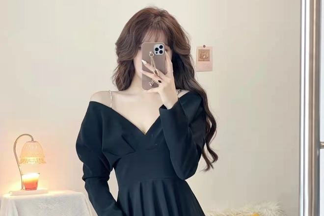 Mùa hè, muốn đi tất chân sành điệu như Lisa, Sandara, bạn gái hãy tham khảo 4 cách diện đồ thú vị