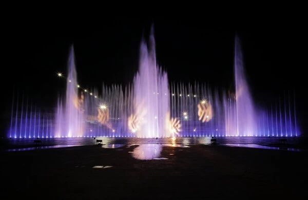 Màn trình diễn nhạc nước, ánh sáng và công nghệ tại Quảng trường nhạc nước lớn nhất Việt Nam tạo điểm nhấn tại MerryLand Quy Nhơn
