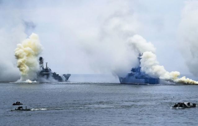 NÓNG: Tàu tuần dương Moskva đã chìm gần Ukraine - BQP Nga chính thức xác nhận