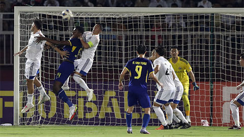 HLV Yokohama nói gì sau trận thắng trước HAGL?