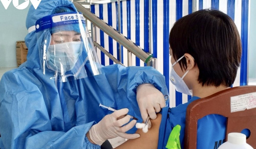 Cách chăm sóc sau tiêm vaccine COVID-19 cho trẻ 5-12 tuổi