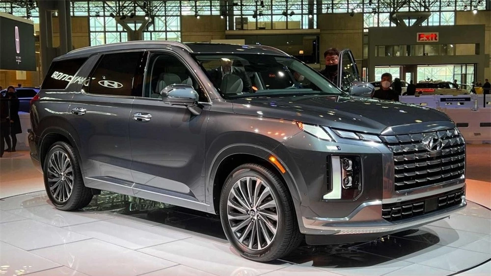 Cận cảnh Hyundai Palisade 2023 với thiết kế táo bạo