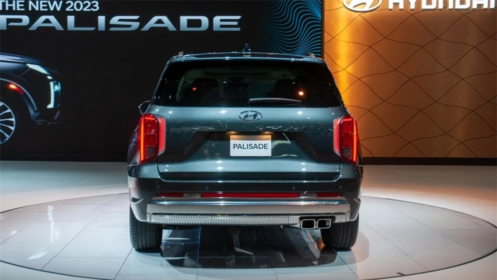 Thiết kế đằng sau của Hyundai Palisade 2023 được thay đổi nhẹ