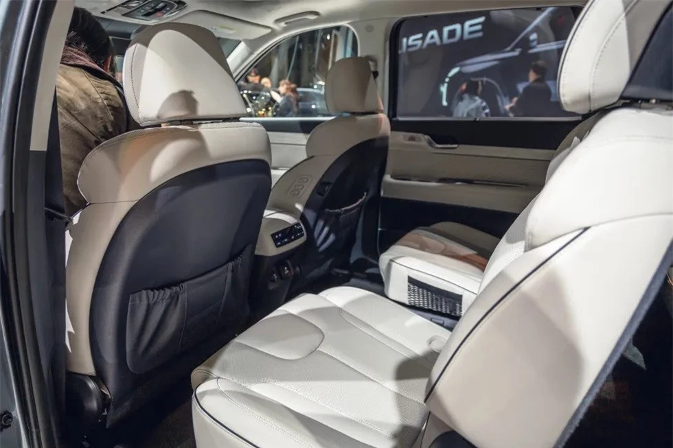Hàng ghế giữa của Hyundai Palisade 2023 