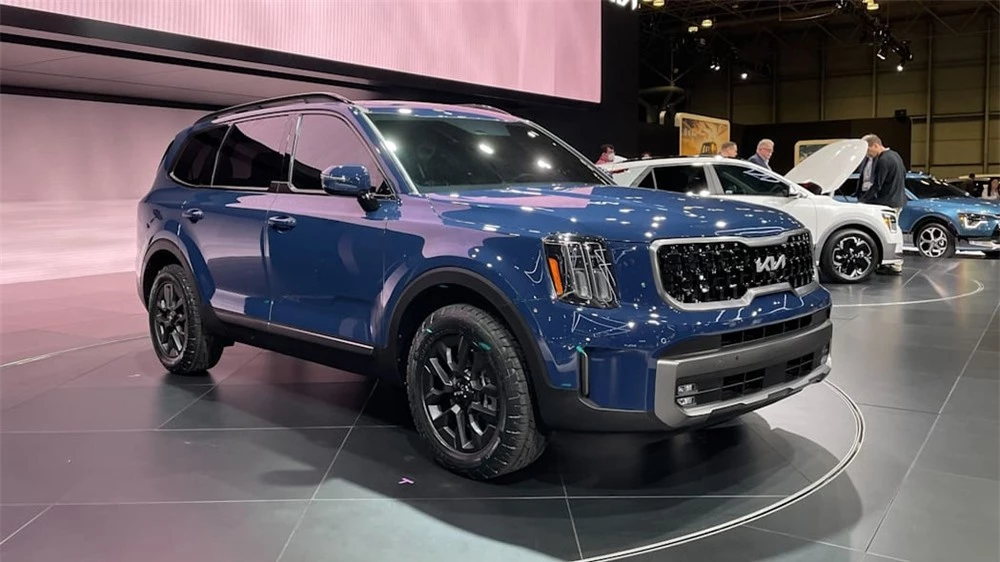 Ngắm hình ảnh bằng xương, bằng thịt của Kia Telluride 2023 trong triển lãm Ô tô New York 2022