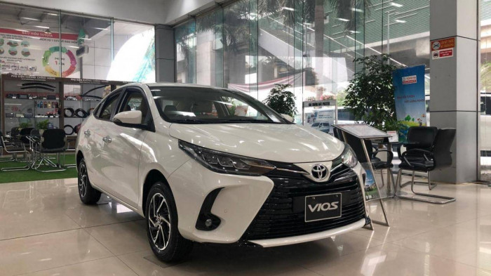 Vì sao nhiều mẫu ôtô tăng giá bán tại Việt Nam?