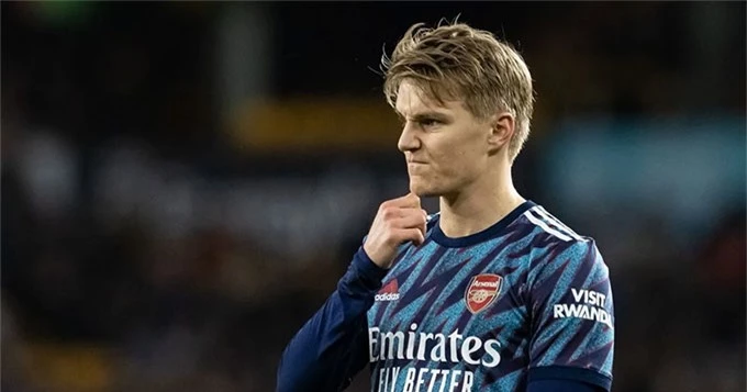 Odegaard không thể giúp Arsenal tránh được thất bại thứ 3 liên tiếp