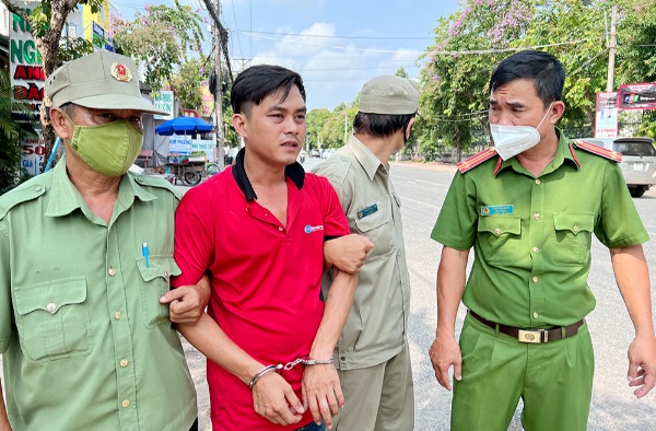 An Giang: Tạm giữ hình sự đối tượng giết người tại quán ốc