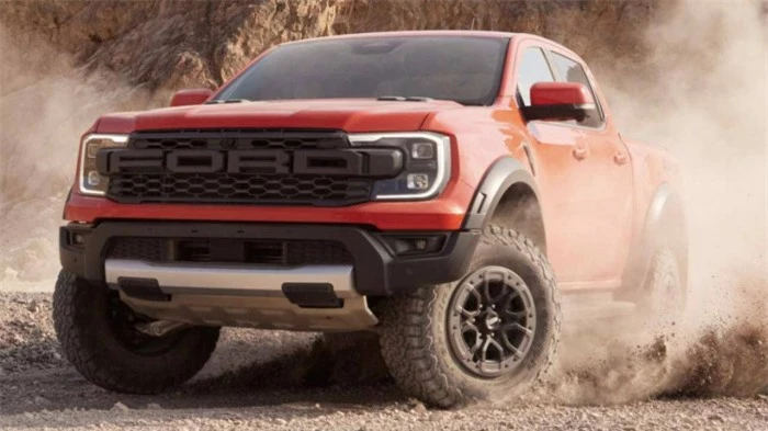 ford ranger raptor 2023 loại bỏ động cơ v6 mạnh mẽ?