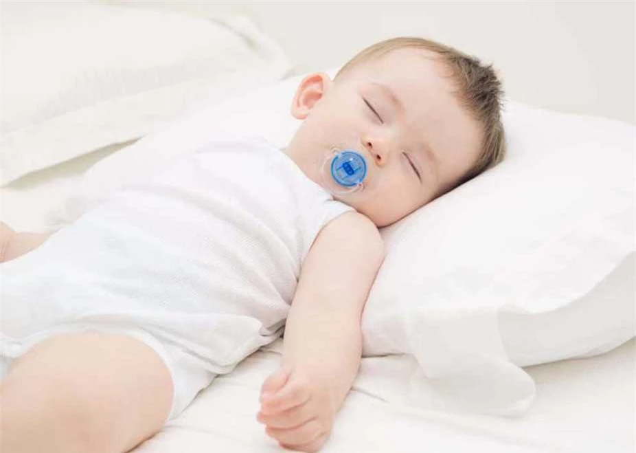Mẹo giúp trẻ sơ sinh ngủ ngon bằng phương pháp dân gian