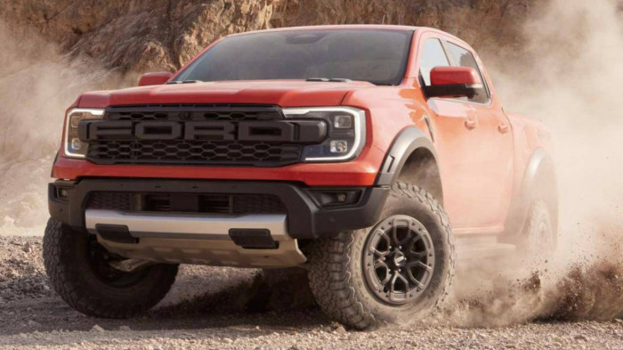 Ford Ranger Raptor 2023 loại bỏ động cơ V6 mạnh mẽ?