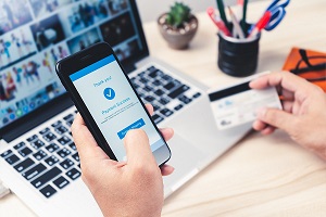 Giao dịch giá trị lớn lĩnh vực công: Cần bắt buộc thanh toán không dùng tiền mặt