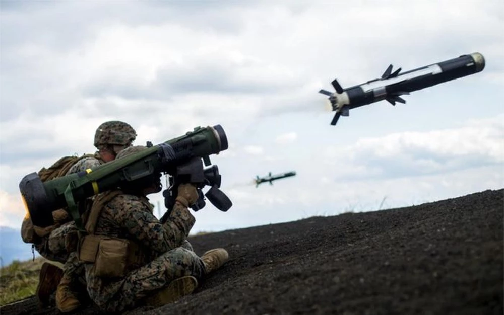 Mỹ đang cạn dần tên lửa chống tăng Javelin gửi cho Ukraine - Ảnh 1.
