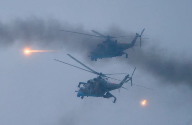 NÓNG: Trận chiến Donbass đã bắt đầu - Giao tranh dữ dội, 1 thị trấn đã rơi vào tay Nga!