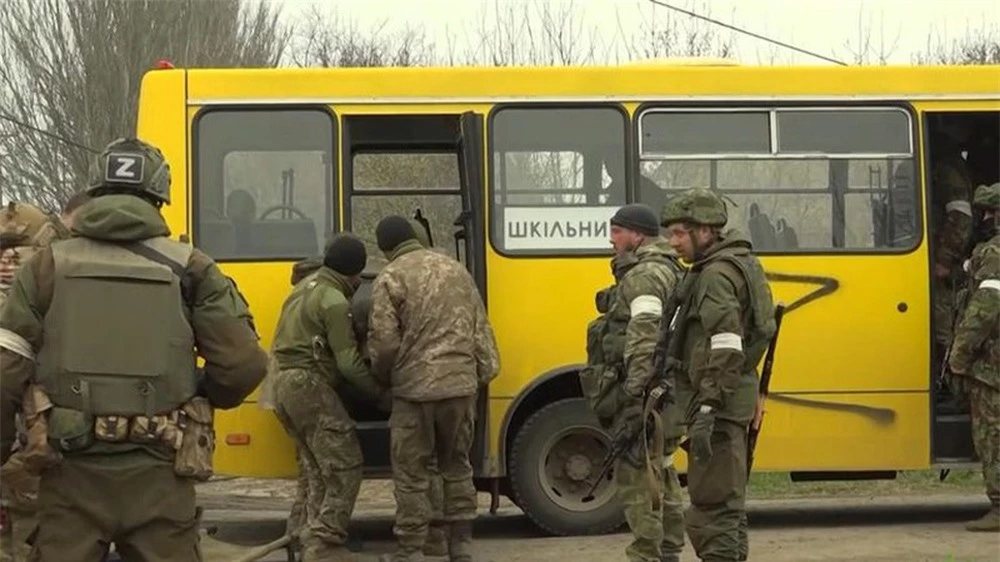 TT Nga Putin ra mệnh lệnh bất ngờ về Azovstal, Mariupol - Vẫn còn 1.500 tay súng Ukraine? - Ảnh 3.