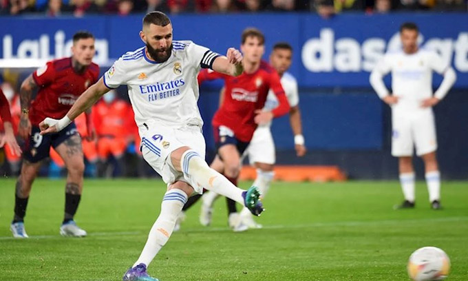 Benzema 2 lần hỏng penalty, Real vẫn bỏ túi 3 điểm