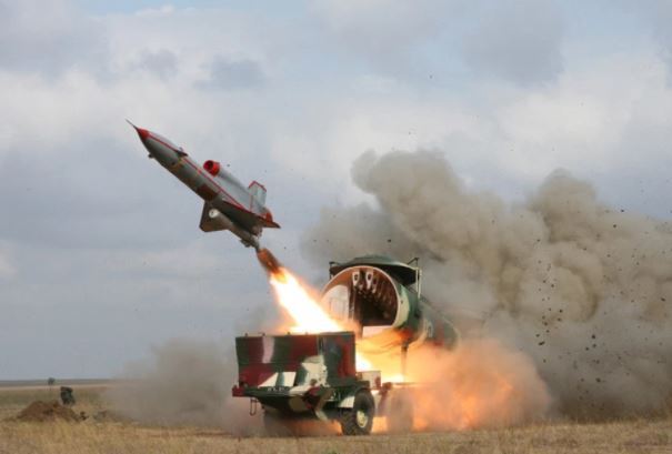 Ăn mừng khi Nga bắn hạ Tu-143: Quá kỳ lạ, vì sao Kiev hoan hỉ cho nỗi khổ của chính mình?