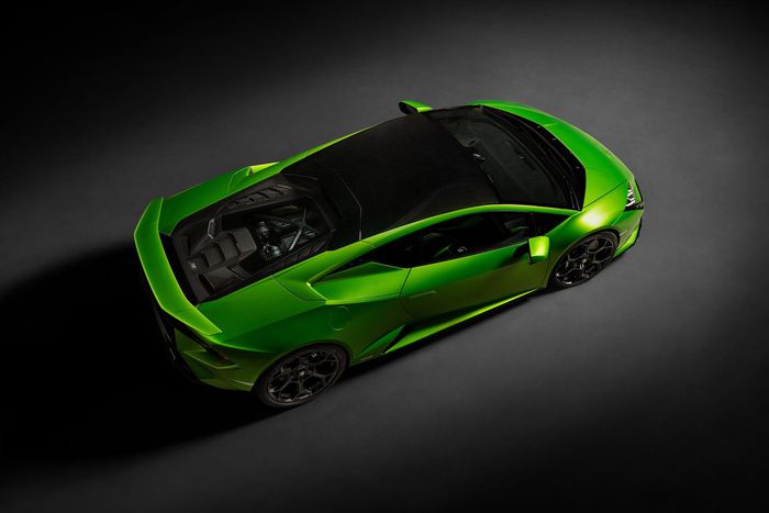 Siêu xe Lamborghini Huracan Tecnica, giá từ 17,9 tỷ đồng tại Việt Nam
