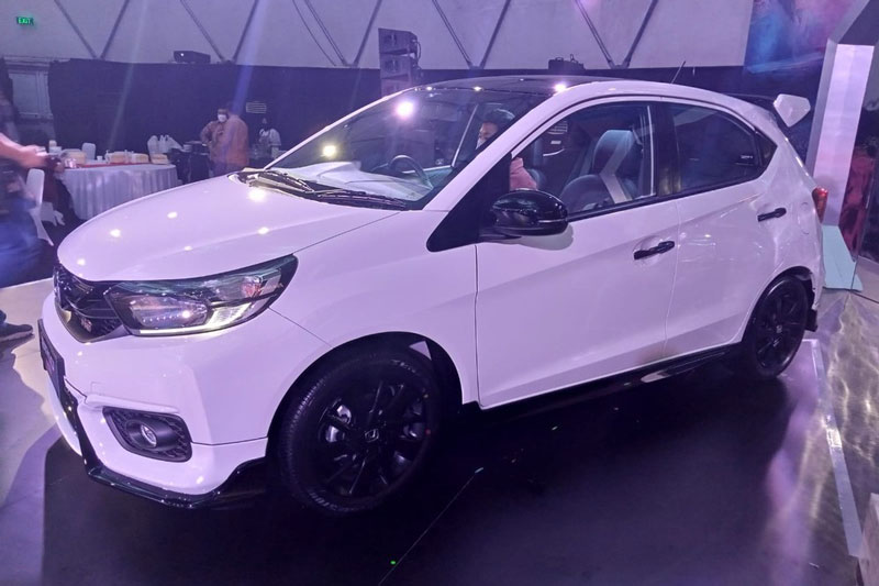 Xe giá rẻ Honda Brio 2022 được bổ sung phiên bản mới với cánh gió mui cỡ lớn