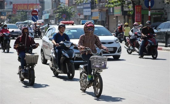 Dự báo thời tiết ngày 23/4/2022: Hà Nội nắng nóng, nhiệt độ tiếp tục tăng cao