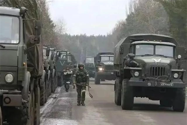 Tương quan sức mạnh Nga-Ukraine ở Donbass: Một chín một mười - Hơn nhau chỉ ở thứ này! - Ảnh 2.