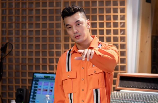 Ưng Hoàng Phúc: "Hiện tại, tôi có 3 căn nhà và vài miếng đất"