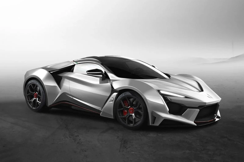 3. W-Motors Fenyr SuperSport.