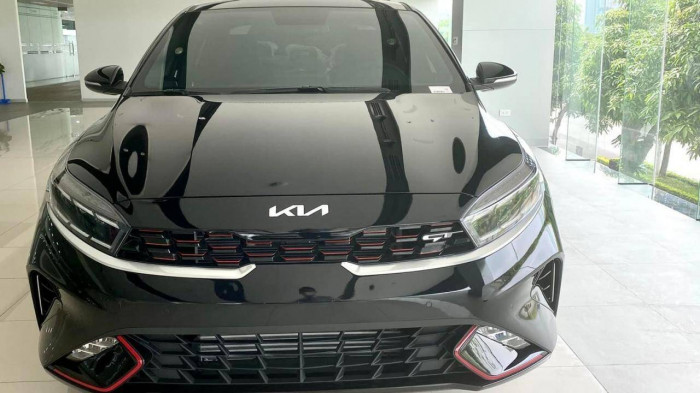 Liên tiếp tăng trưởng, Kia K3 bỏ xa các đối thủ