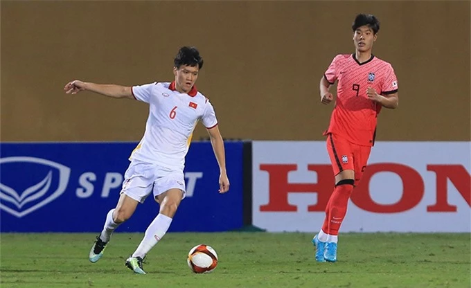 HLV Park Hang Seo lùi ngày chốt danh sách U23 VN vào đầu tháng 5 tới - Ảnh: Đức Cường 