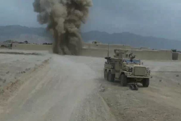 QĐ Mỹ bất ngờ "hở sườn" ở Syria - 2.000 lính đặc nhiệm trong 28 cứ điểm không còn an toàn?