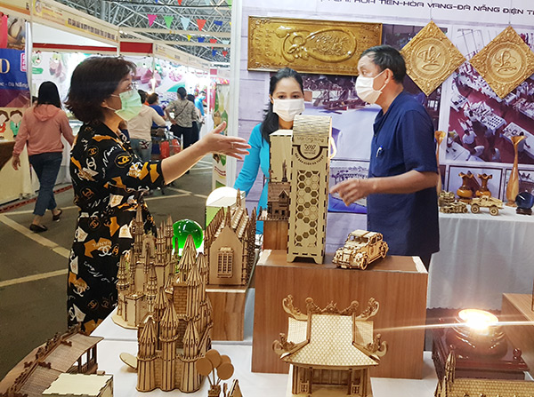 Đà Nẵng: Niêm yết giá không sử dụng ký hiệu, viết tắt thay cho đơn vị nghìn và đồng Việt Nam