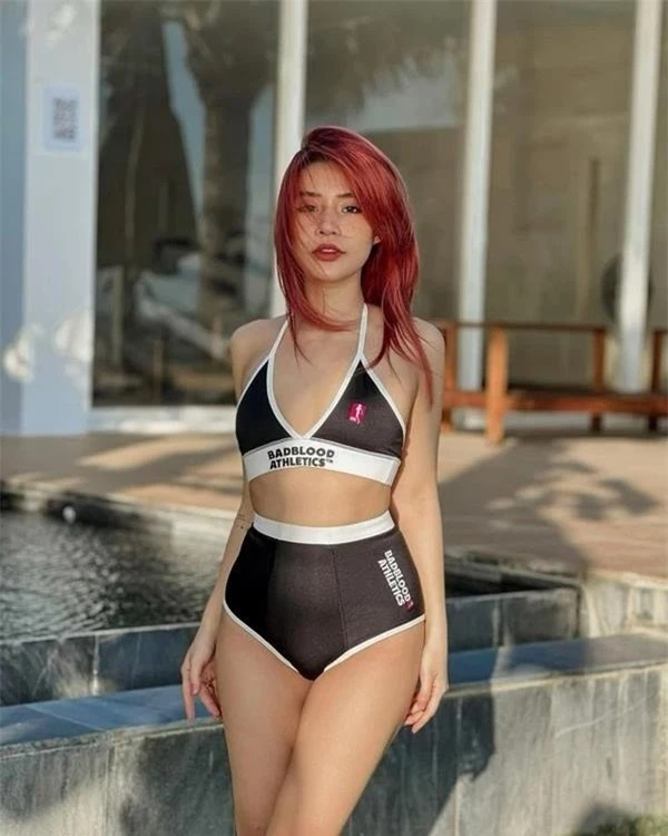 Diện bikini sexy, vợ rapper Rhymastic khiến dân tình mê mệt với body ‘cực cháy’