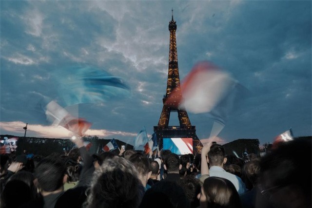 Ông Emmanuel Macron tái đắc cử Tổng thống Pháp, các lãnh đạo châu Âu chúc mừng - Ảnh 2.