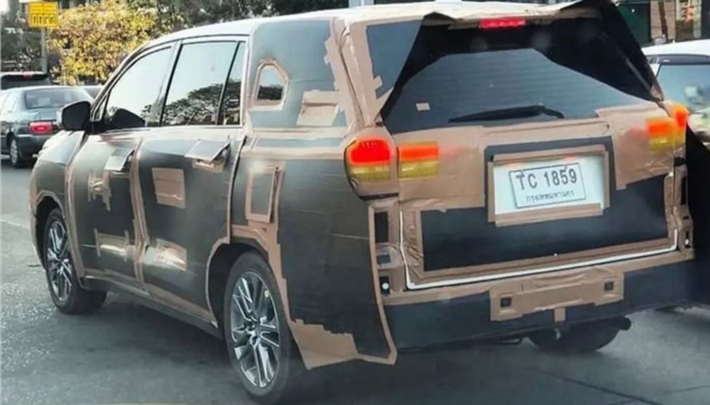 Rộ tin đồn Toyota Innova sẽ có thêm phiên bản hybrid mới mang tên Hycross