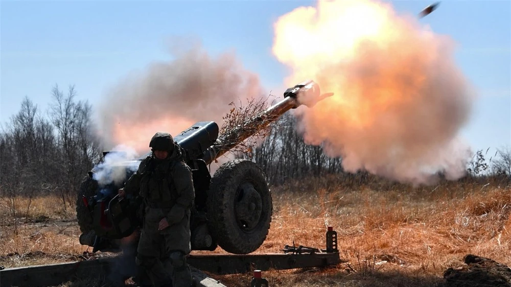 Quân đội Nga vượt ranh giới Kharkov, tiến vào Donetsk - Lực lượng Ukraine sắp hết đạn? - Ảnh 8.