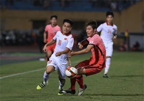 Cầu thủ U23 Việt Nam phải nỗ lực cao nếu muốn trụ lại ở danh sách cuối cùng Ảnh: Đức Cường